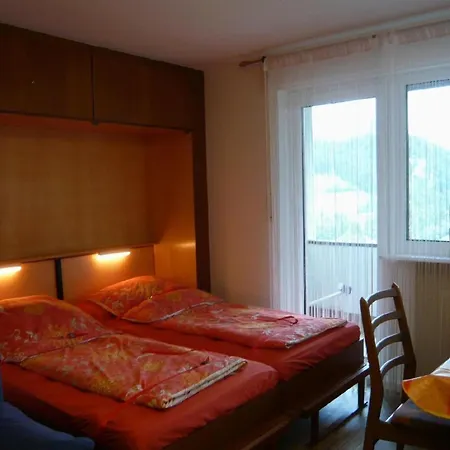 Haus Falkenhorst Nr 40 Mit Suedbalkon In Oberstdorf-tiefenbach * Oberstdorf