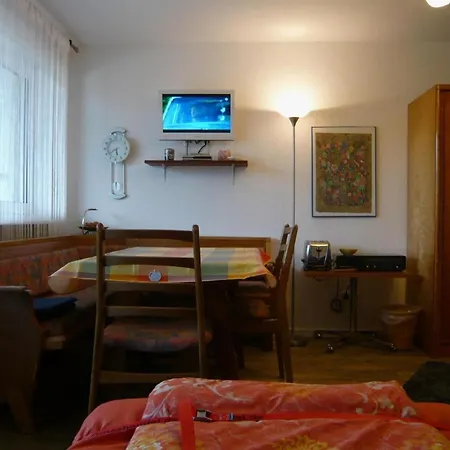 Haus Falkenhorst Nr 40 Mit Suedbalkon In Oberstdorf-tiefenbach *